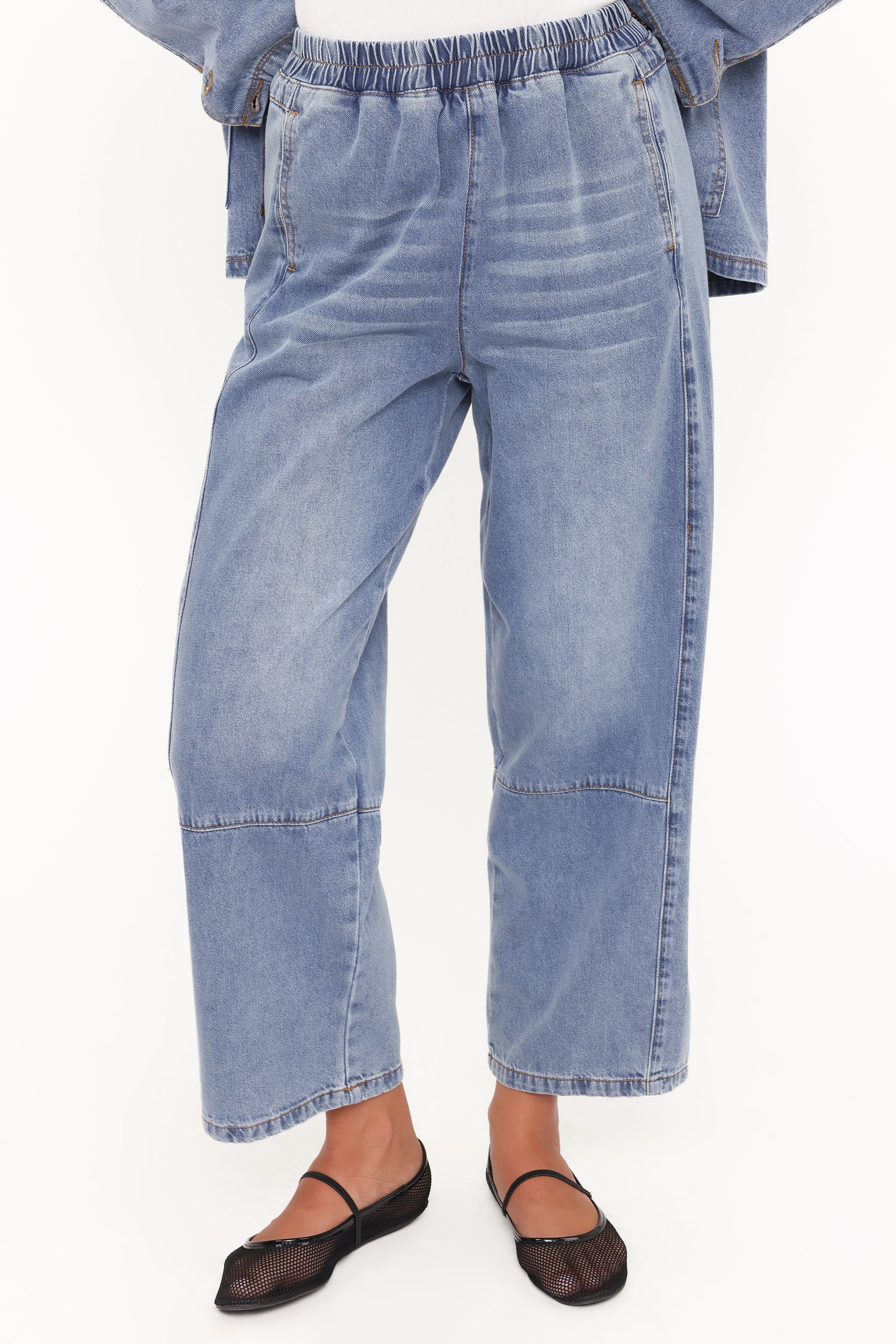Sophie Cropped Barrel Jean Medium Wash
