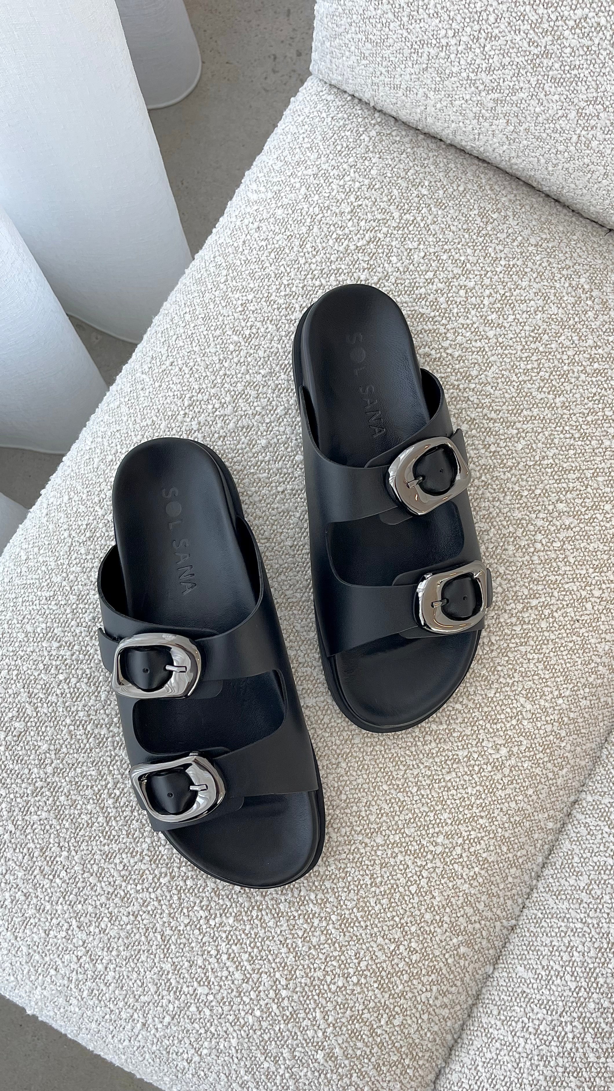 Sol Sana San Jose Footbed Black Silver