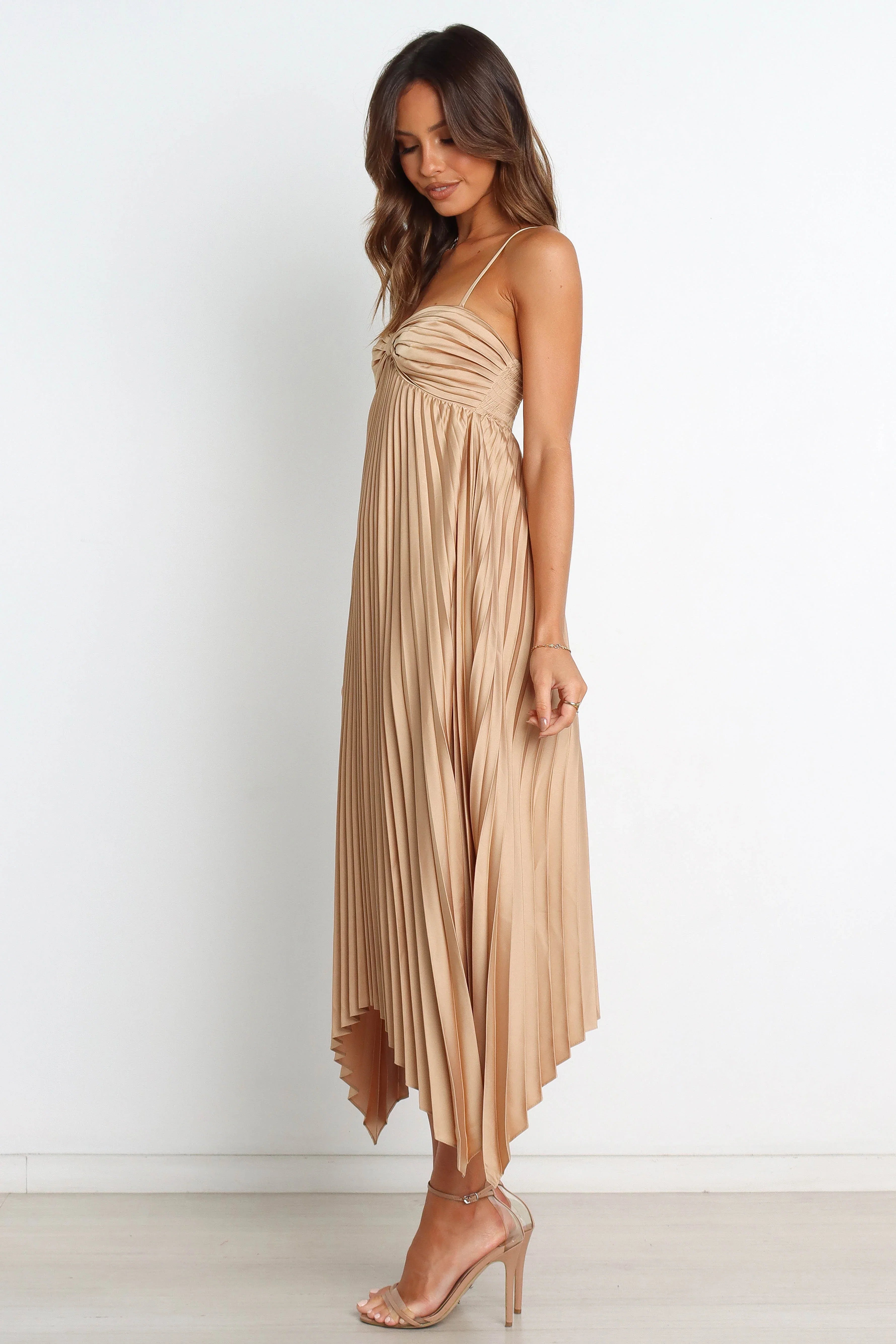 Vikki Dress Gold