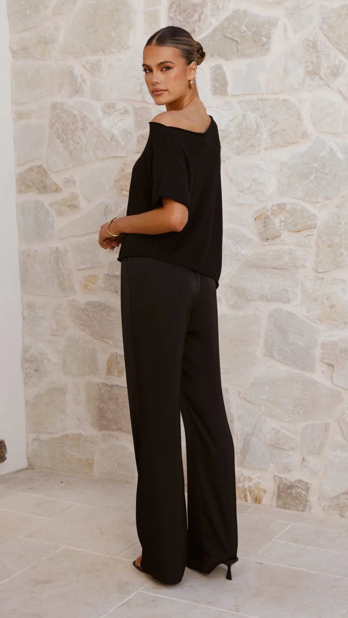 Blair Off Shoulder Tee Black