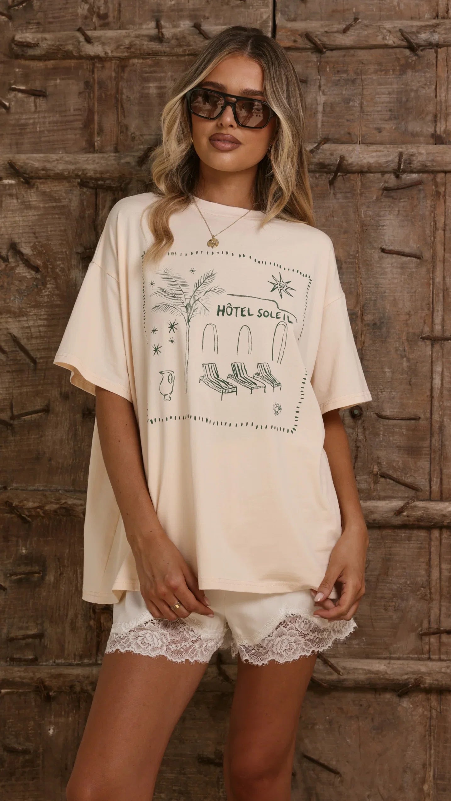 Hotel Soleil Oversized Tee Beige