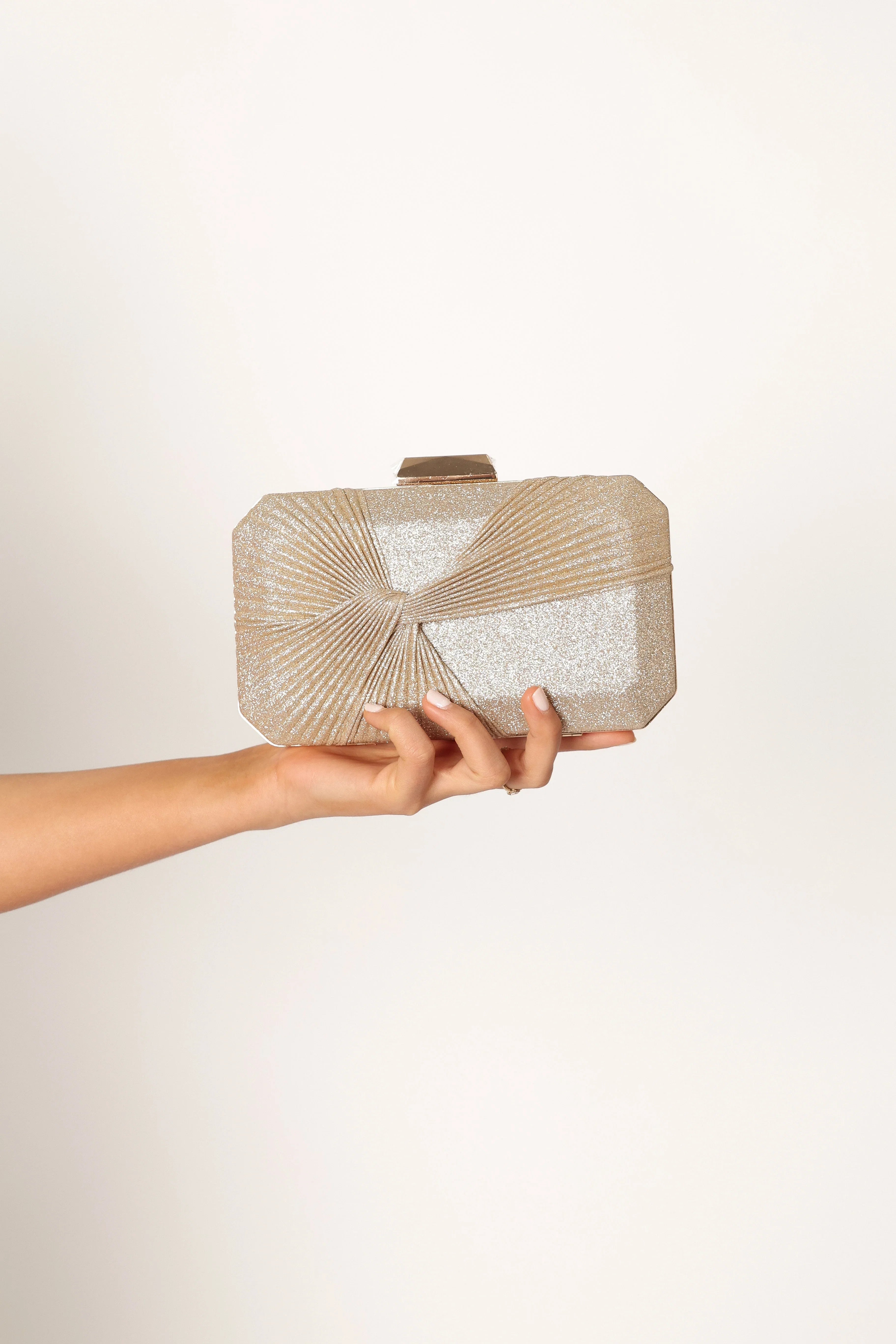 Estelle Clutch Gold