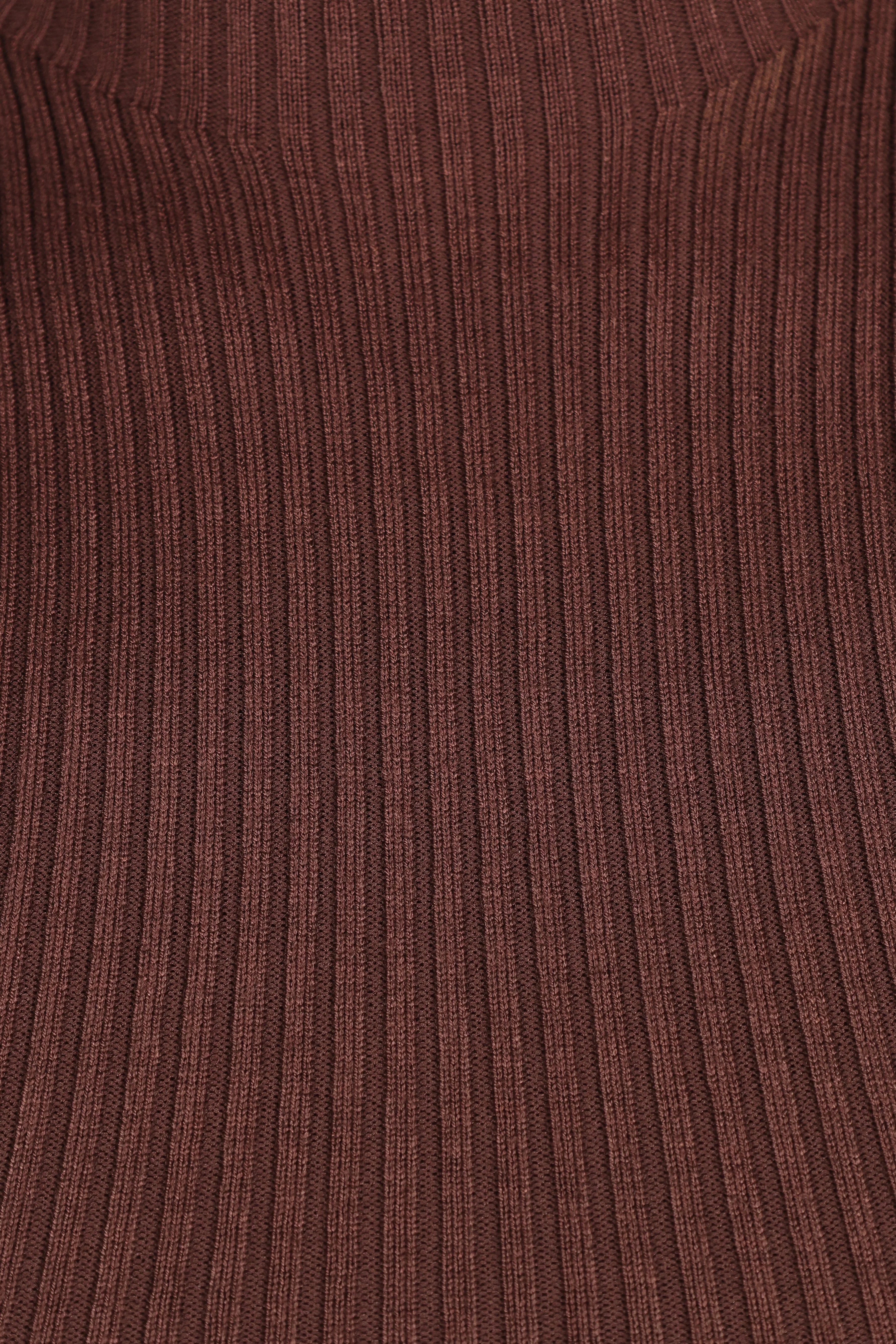 Runie Top Brown