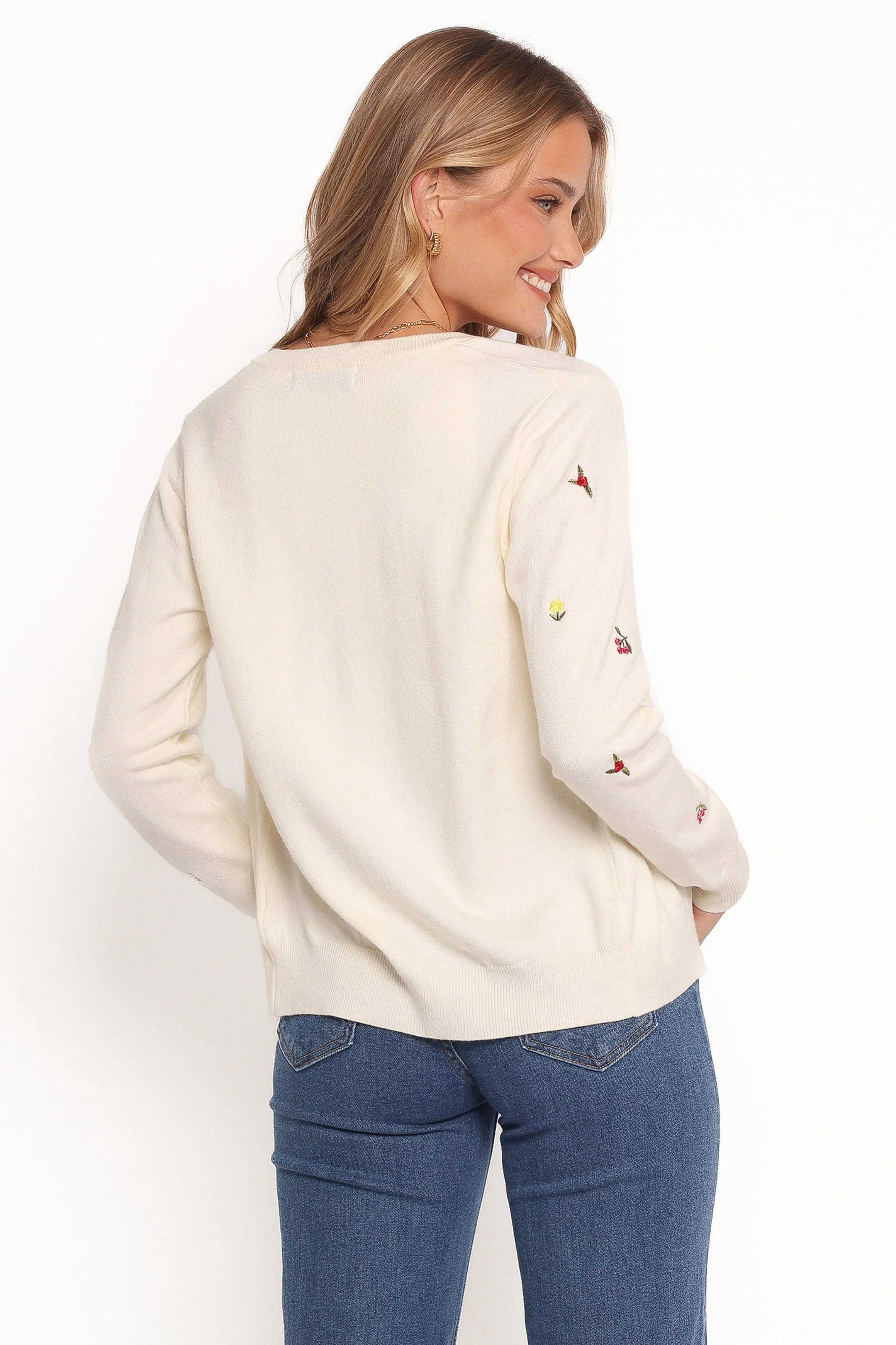 Millen Flower Embroidery Cardigan Cream