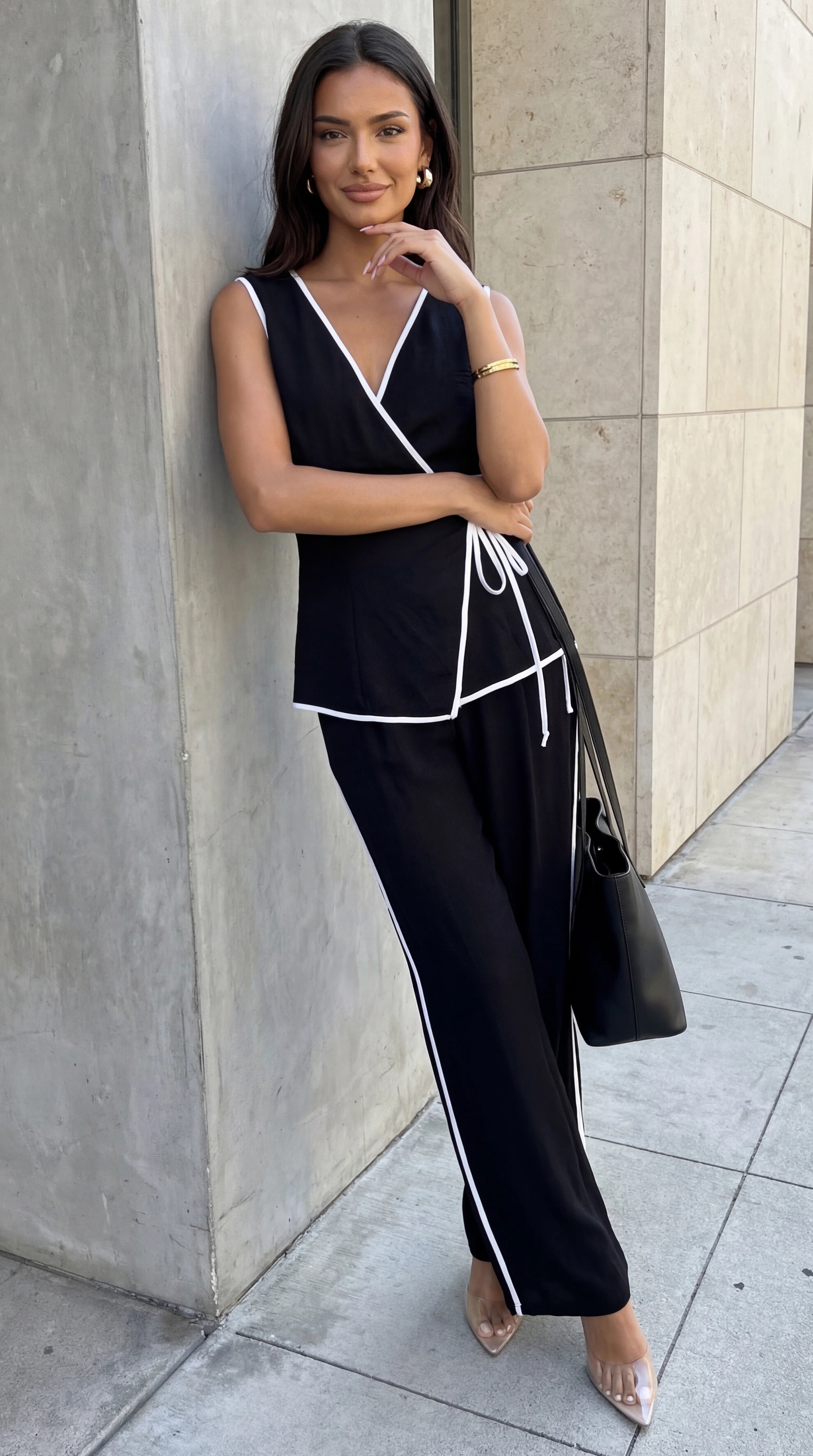 Veloria Contrast Textured Wrap Set Black