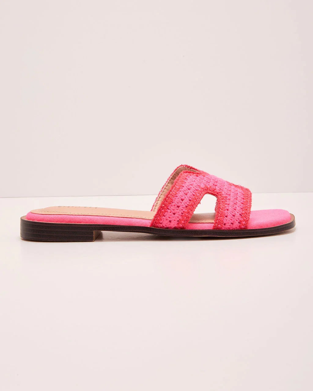 Island Luxe Contrast Trim Crochet Sandals