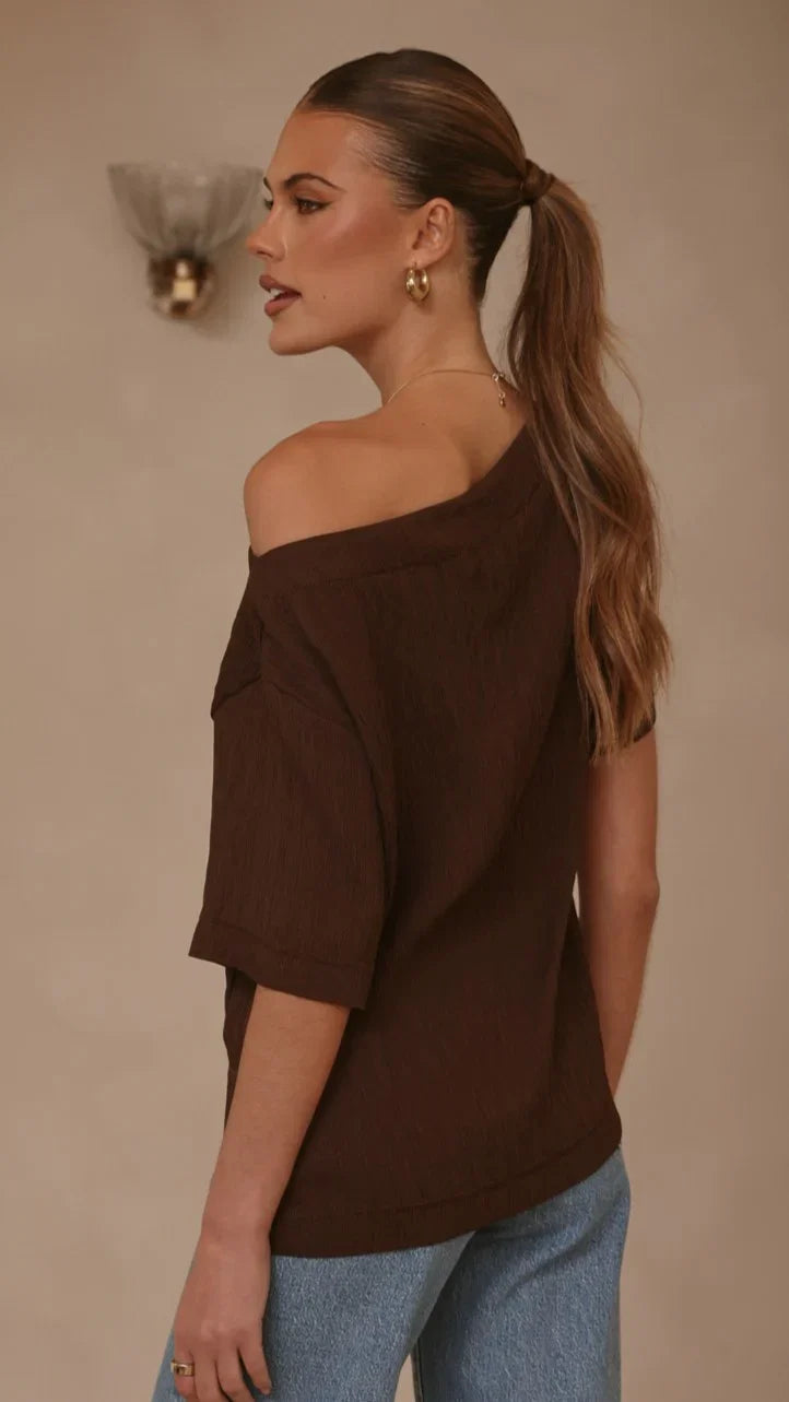 Aziel Off Shoulder Tee Chocolate
