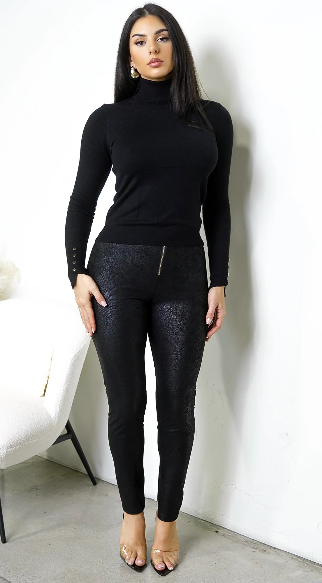 Linea Coated Texture Pants Black