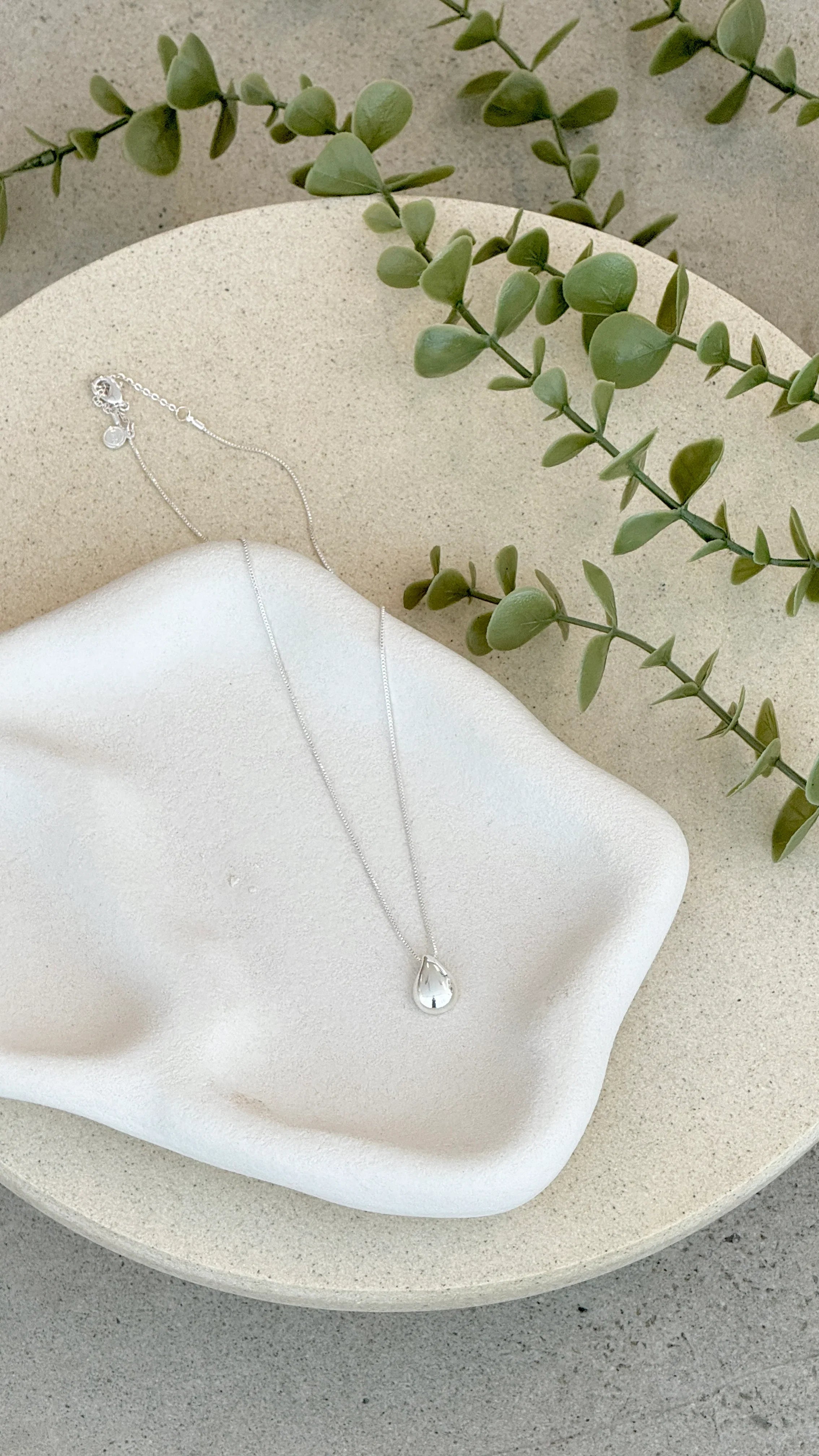 Varenna Necklace Silver
