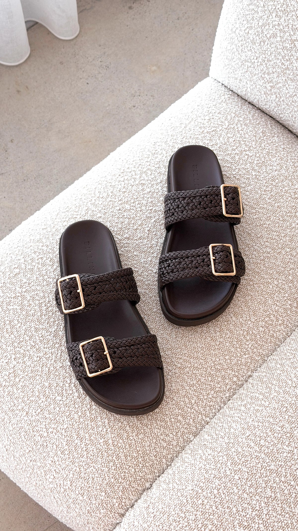 Aprila Slides Chocolate