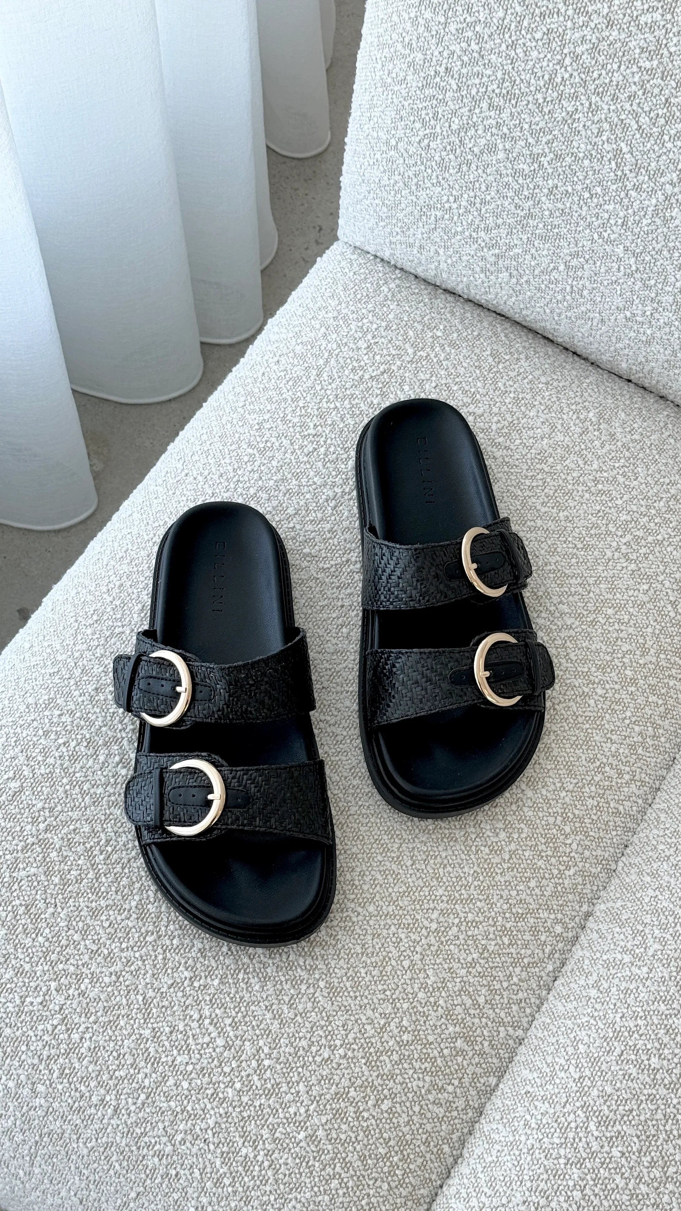 Wilmer Slide Black Raffia