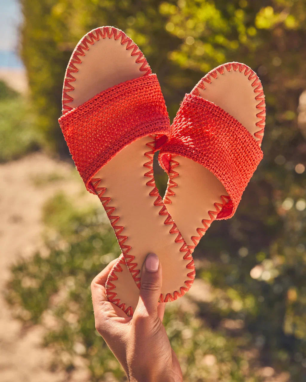 Earth Shine Woven Straw Flat Sandals