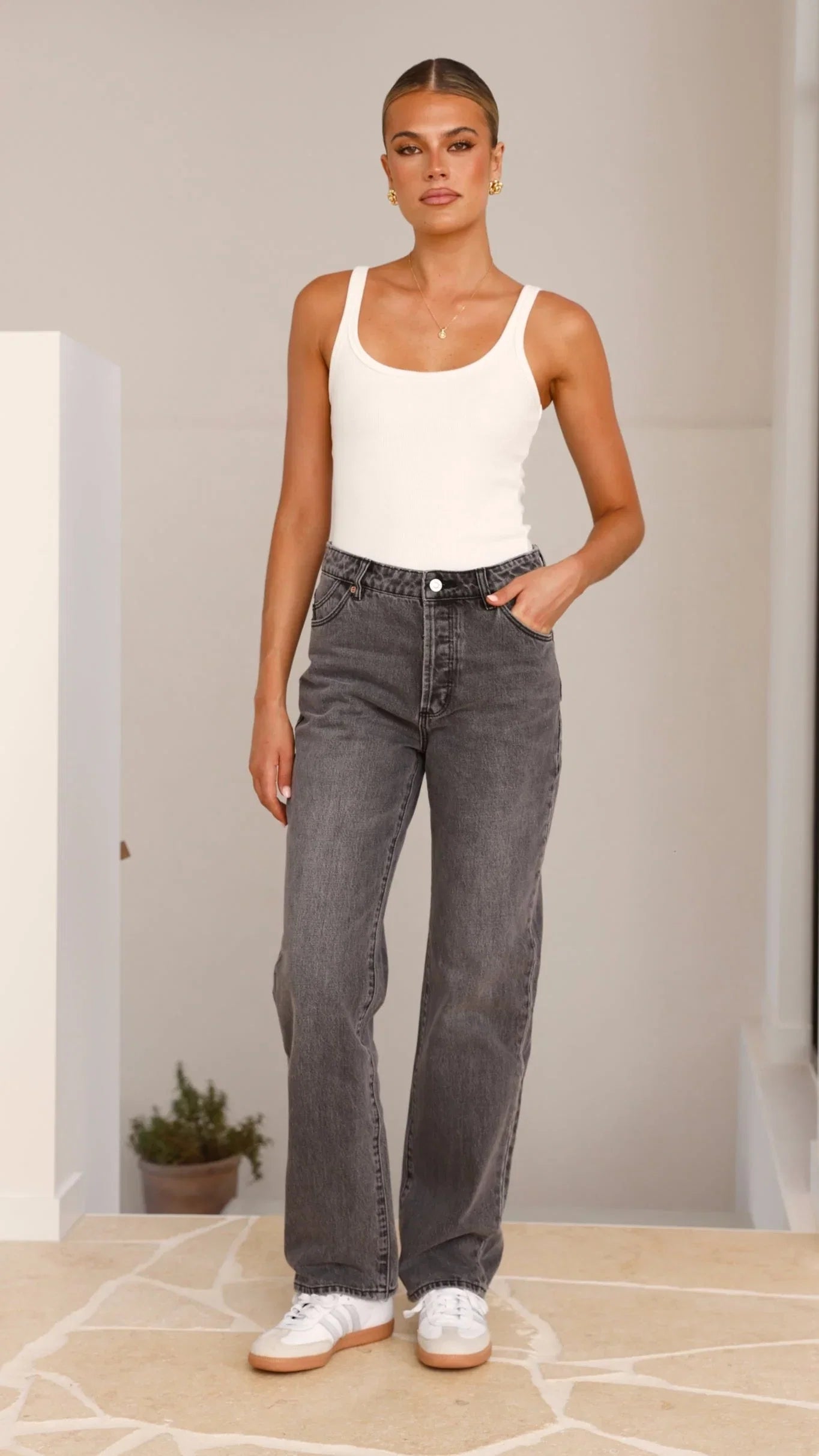 Rollas 90s Relaxed Jean Vintage Black Worn Black