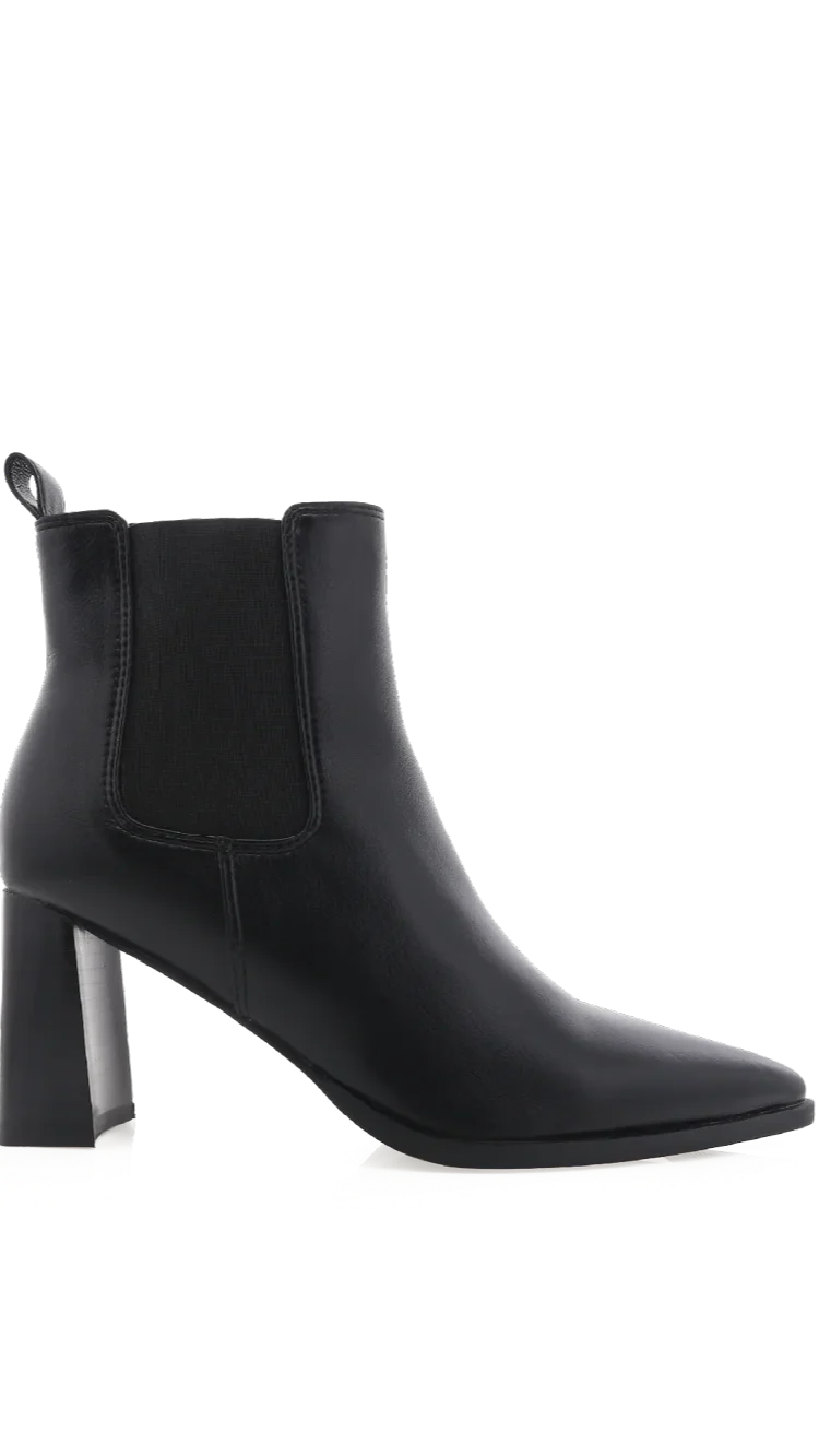 Umiko Boots Black