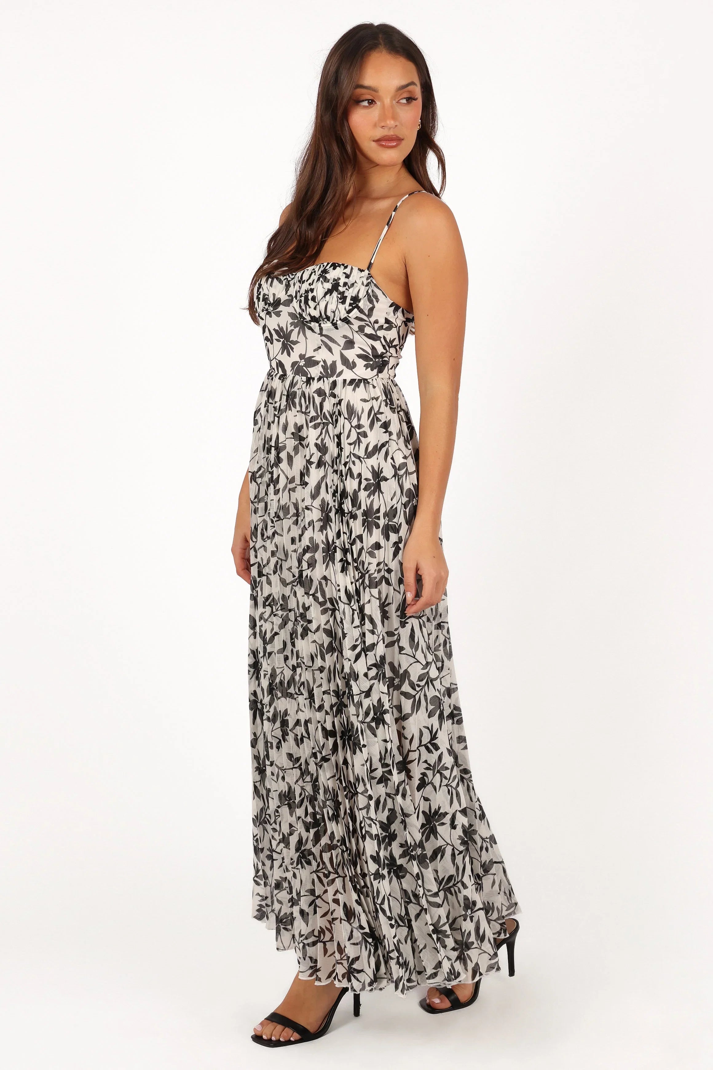 Achanti Pleated Maxi Dress White Black Floral