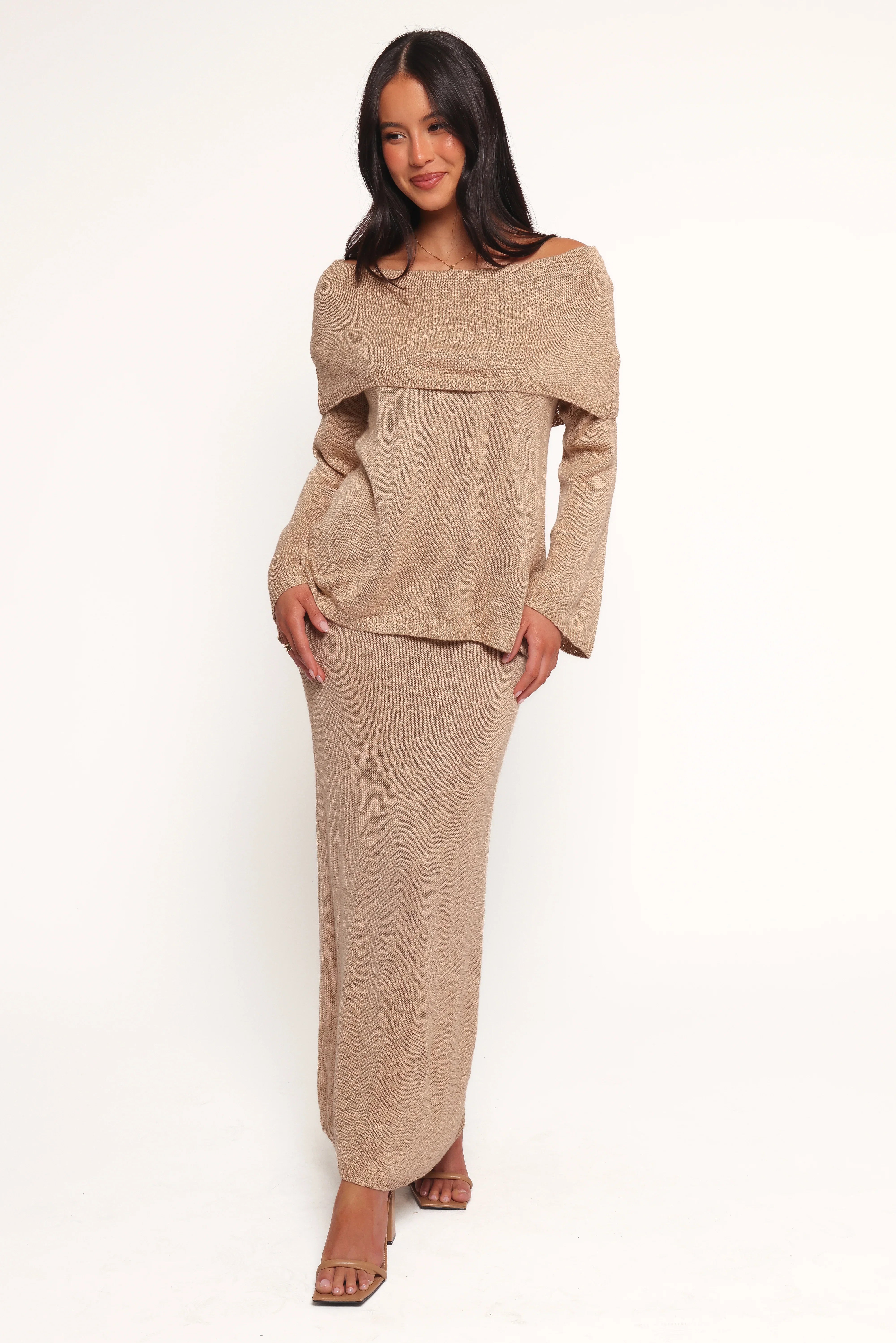 Indya Off Shoulder Top Mocha
