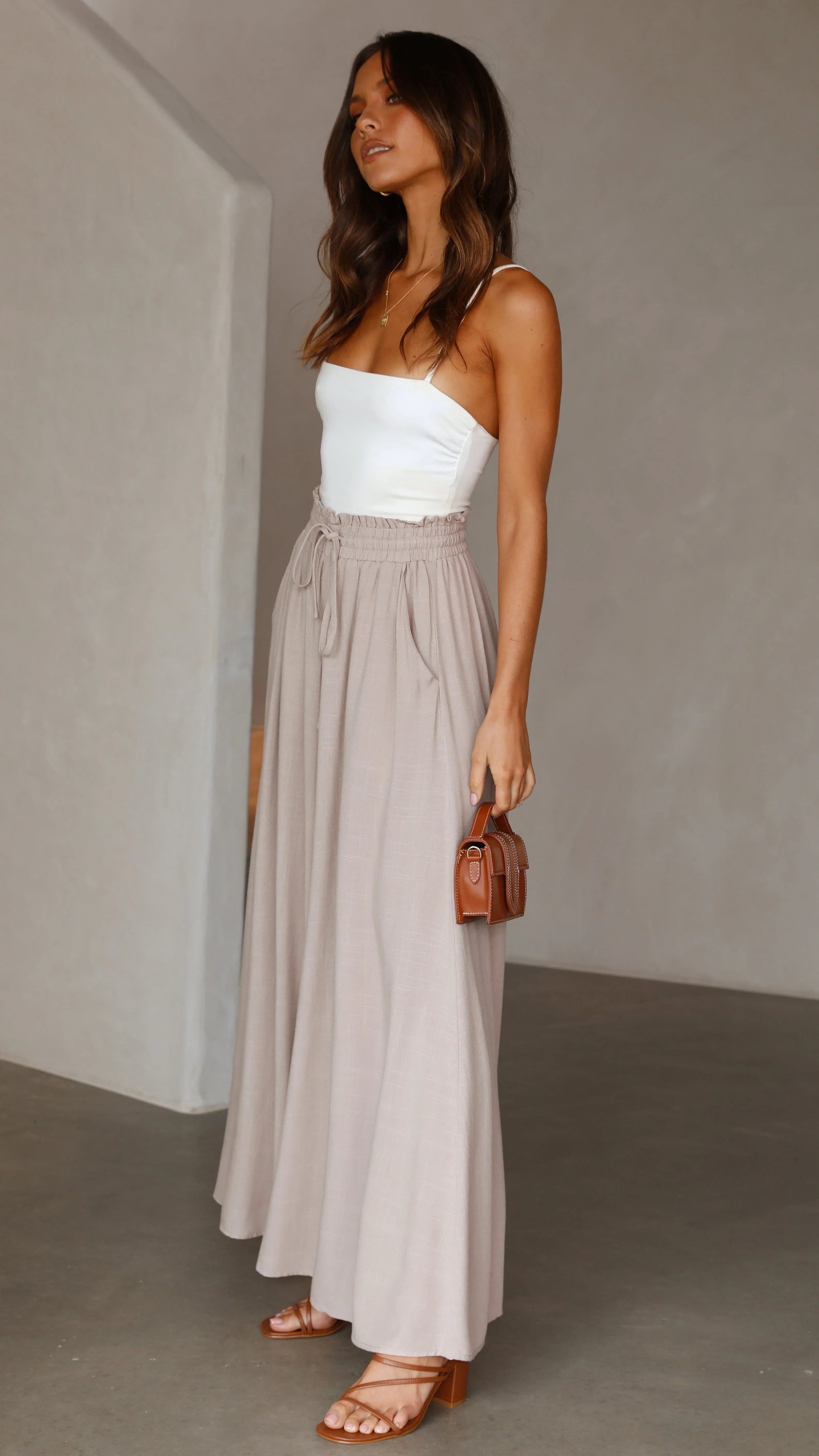 Avery Wide Leg Pants Beige