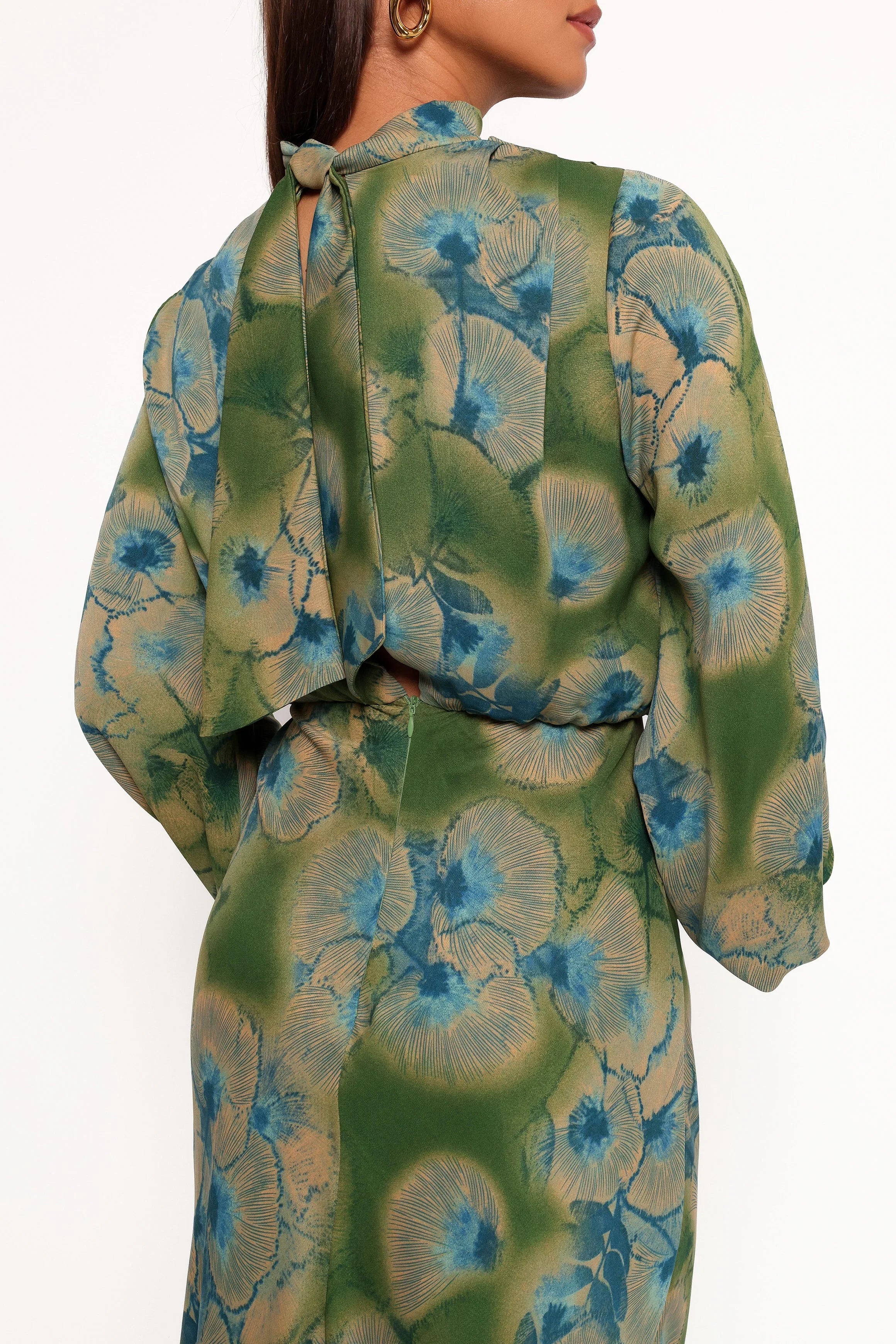Perrie Long Sleeve Midi Dress Green