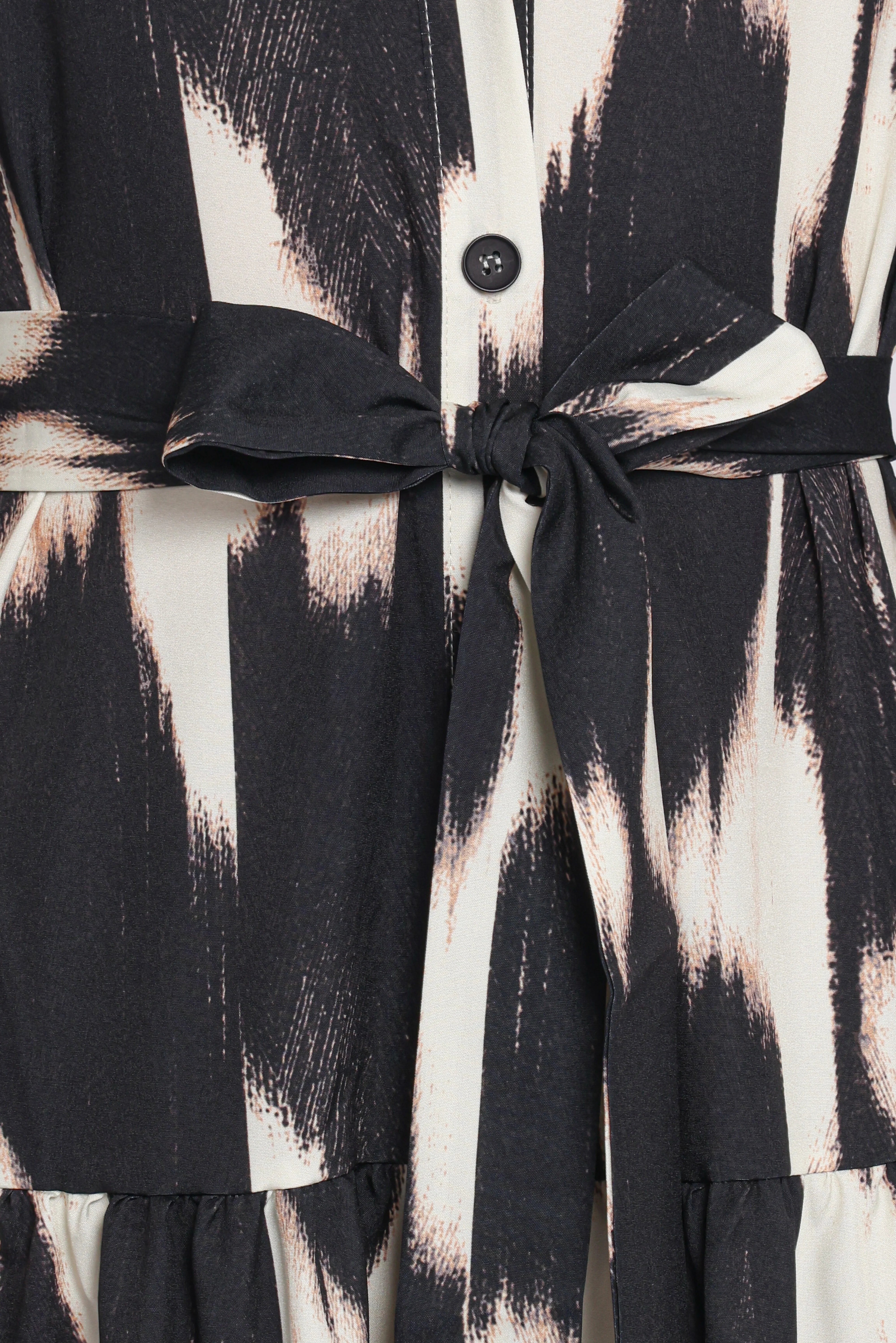 Lincoln Long Sleeve Maxi Dress Black Print