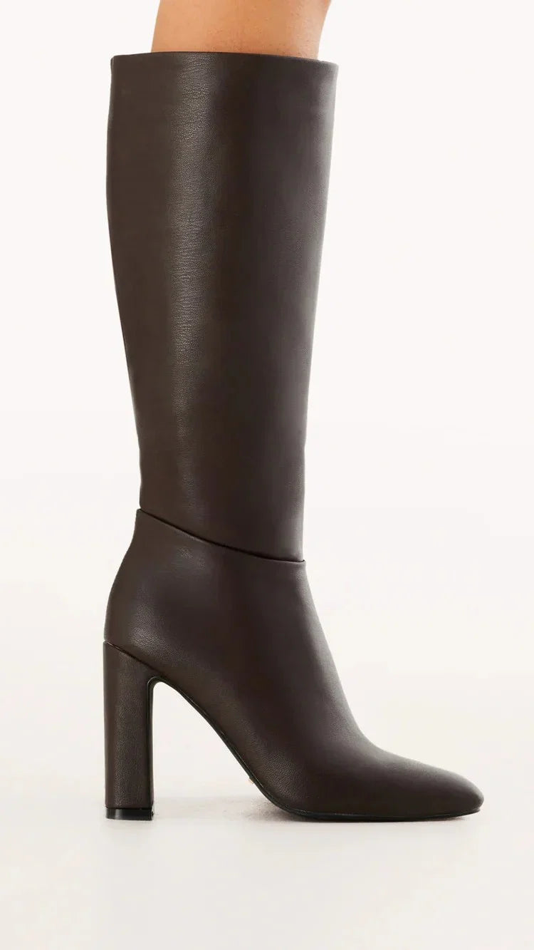 Nakoa Boots Chocolate