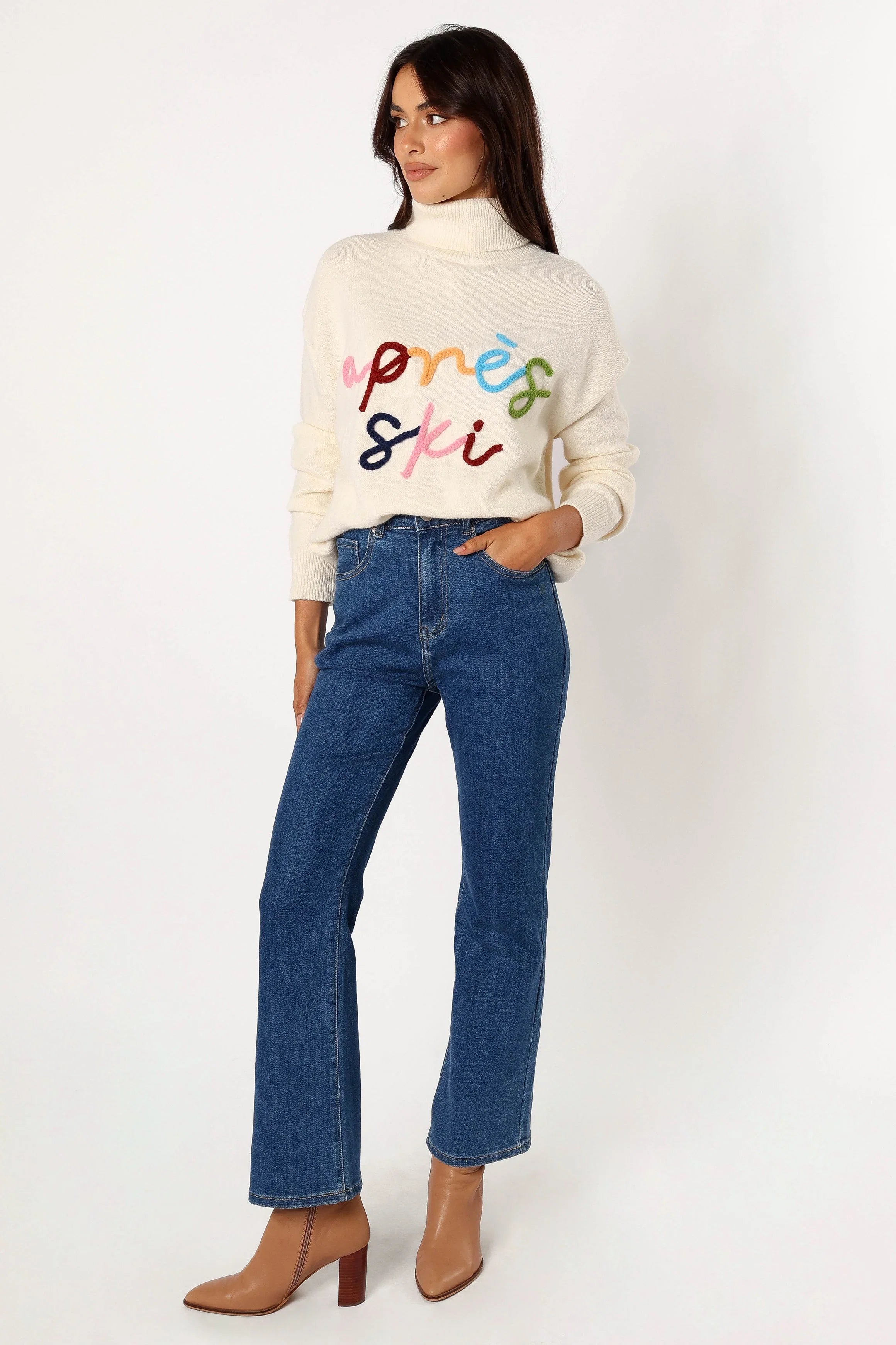 Apres Ski Turtleneck Knit Sweater Off White
