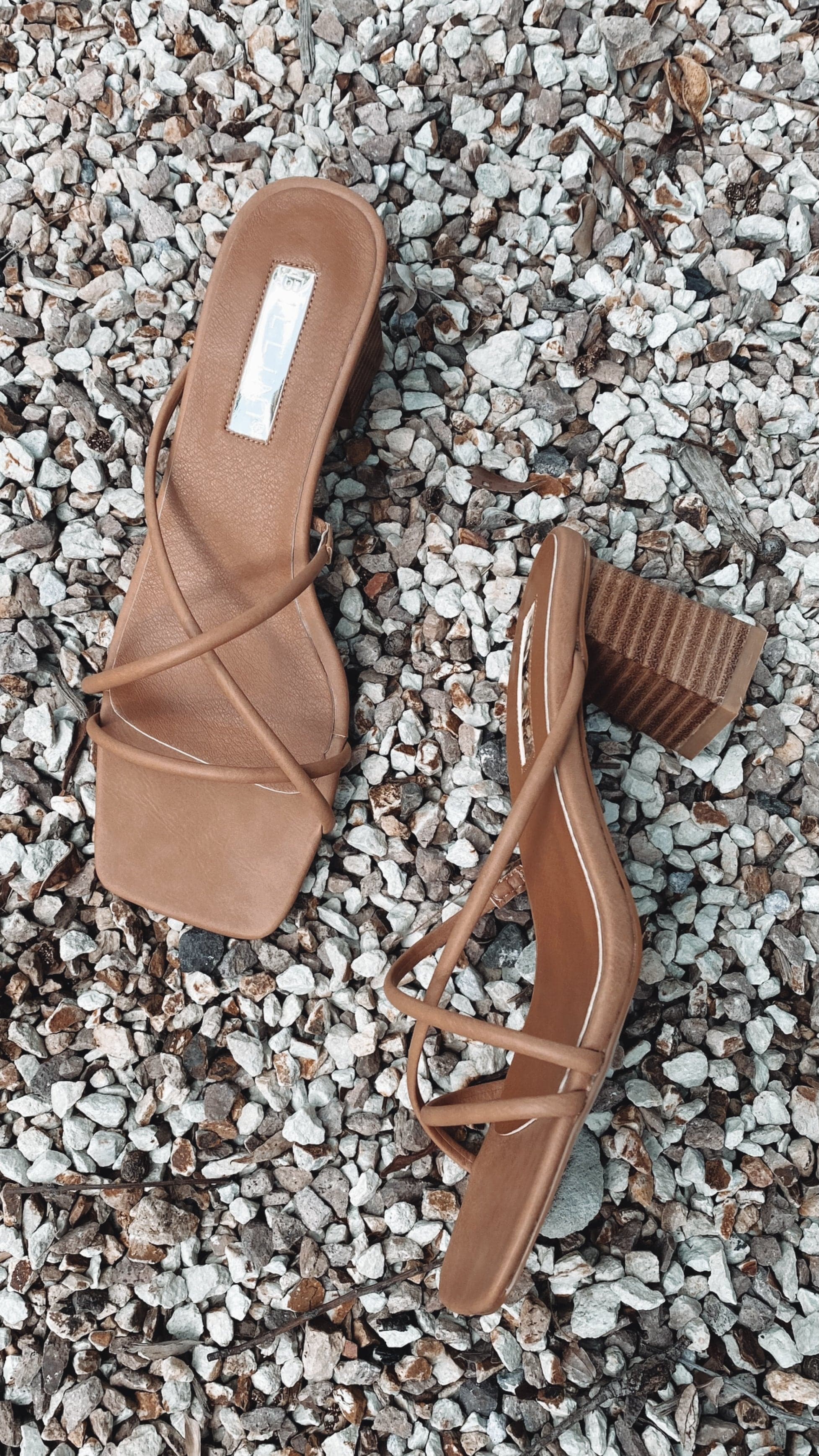 Unika Heel Sugar Brown
