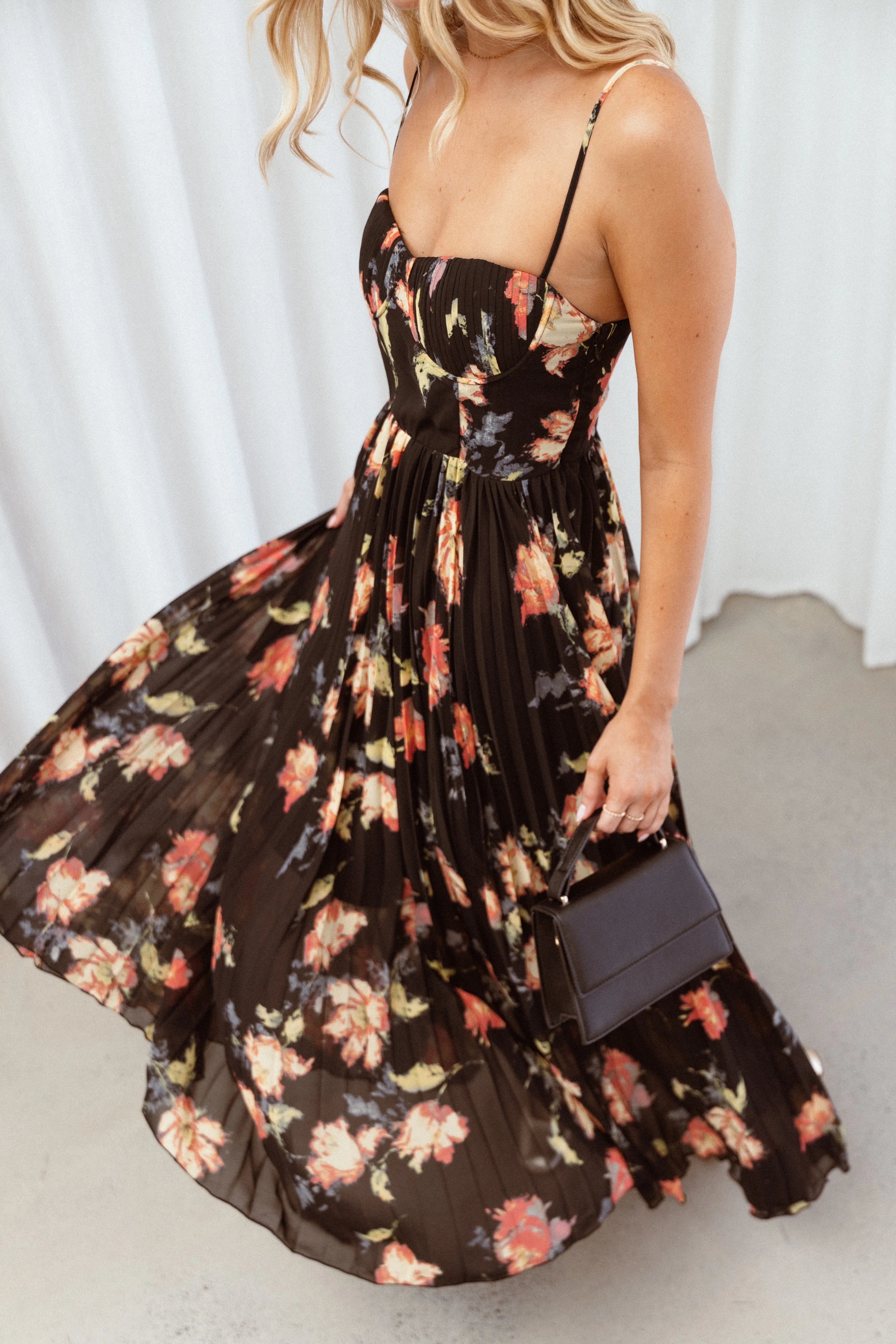 Achanti Pleated Maxi Dress Black Multi