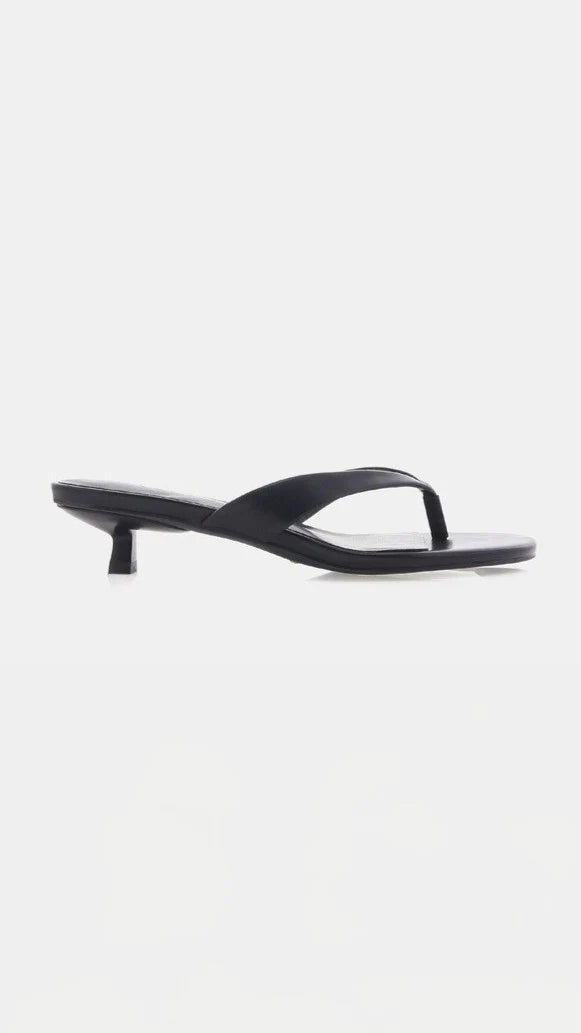 Corri Heel Black