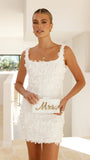 Mrs Pearla Clutch White Gold