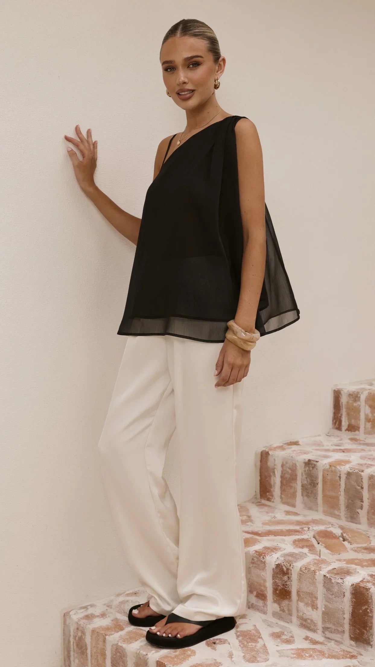 Hazel Top Black