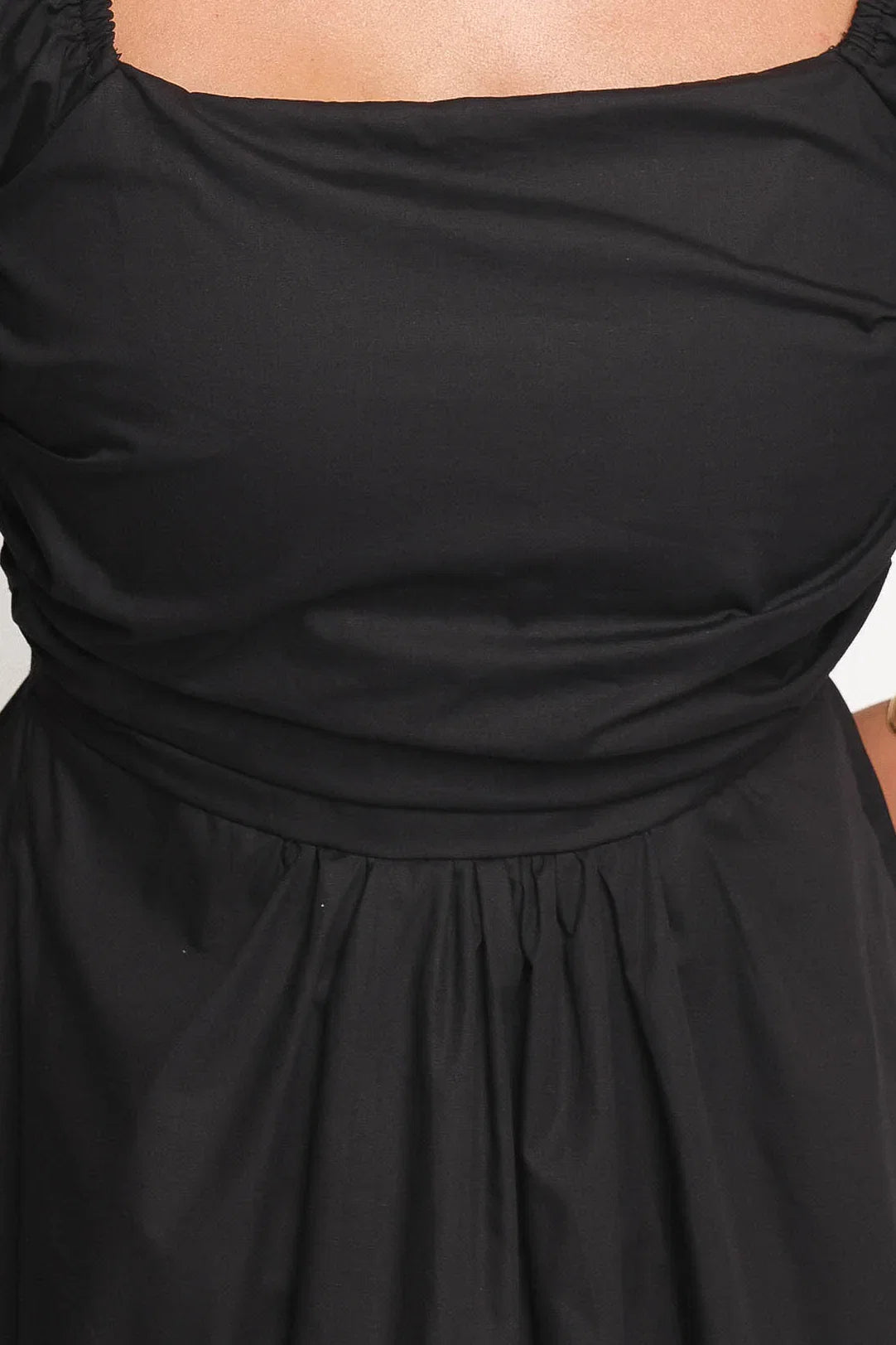 Clo Puff Sleeve Midi Dress Black