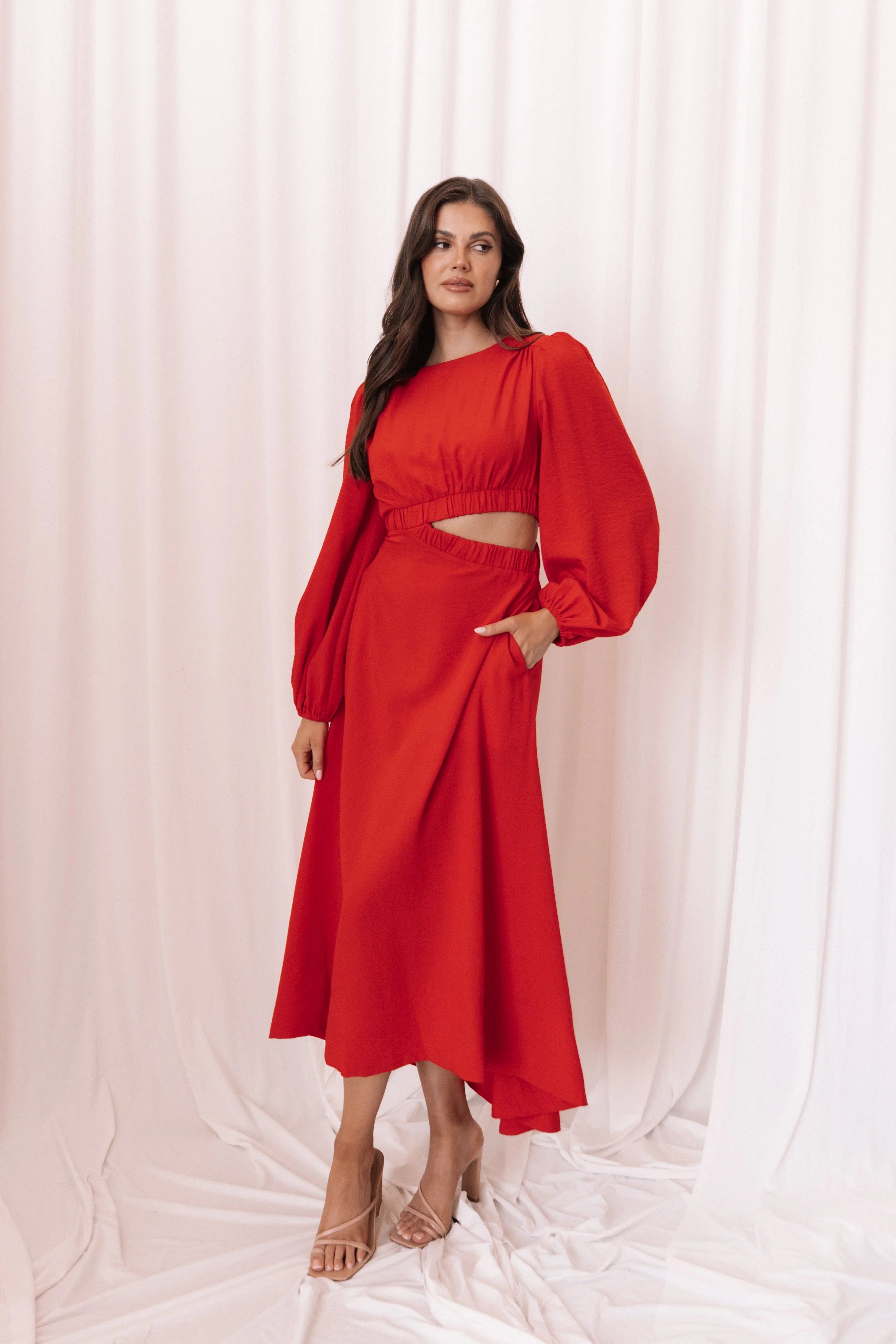 Ginnee Puff Sleeve Cutout Midi Dress Red