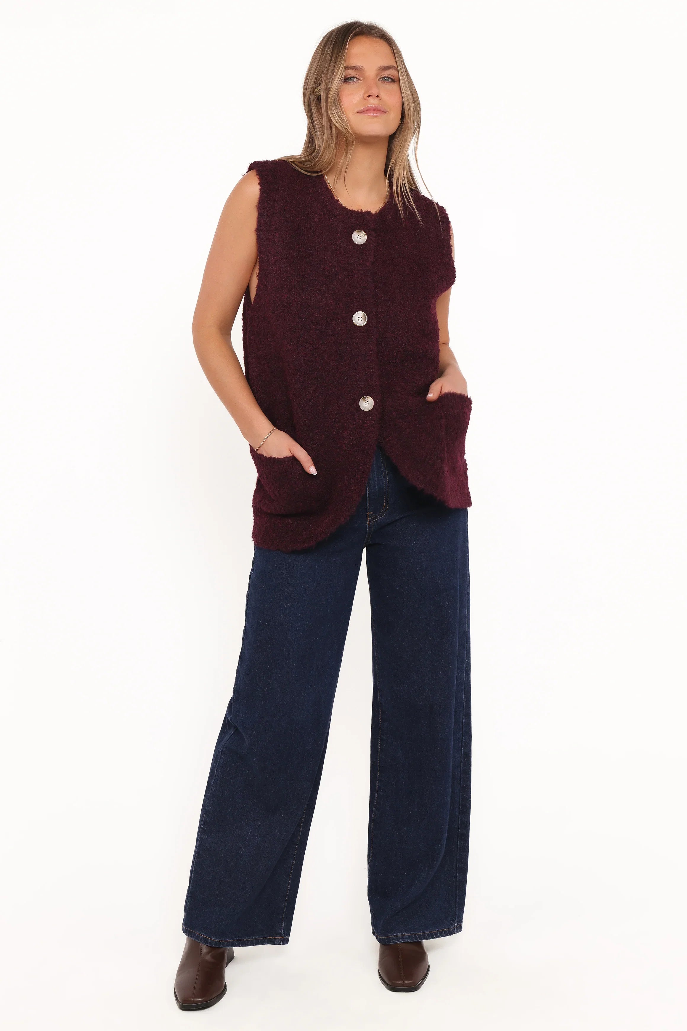 Avery Knit Vest Wine