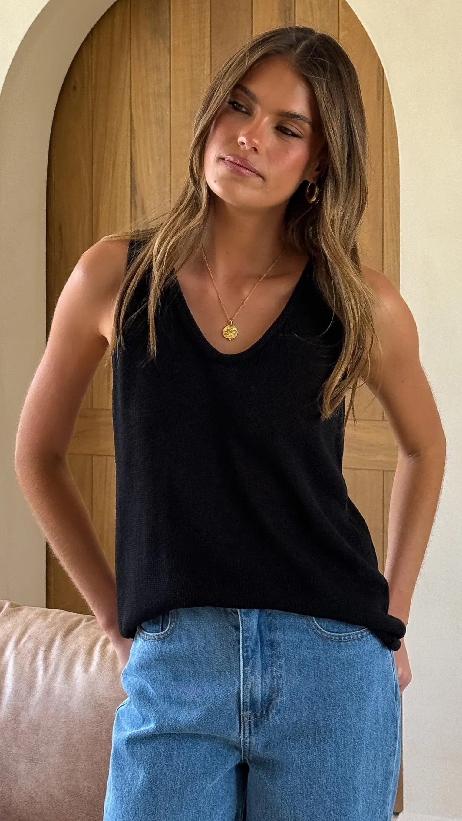 Annie Scoop Neck Tank Black