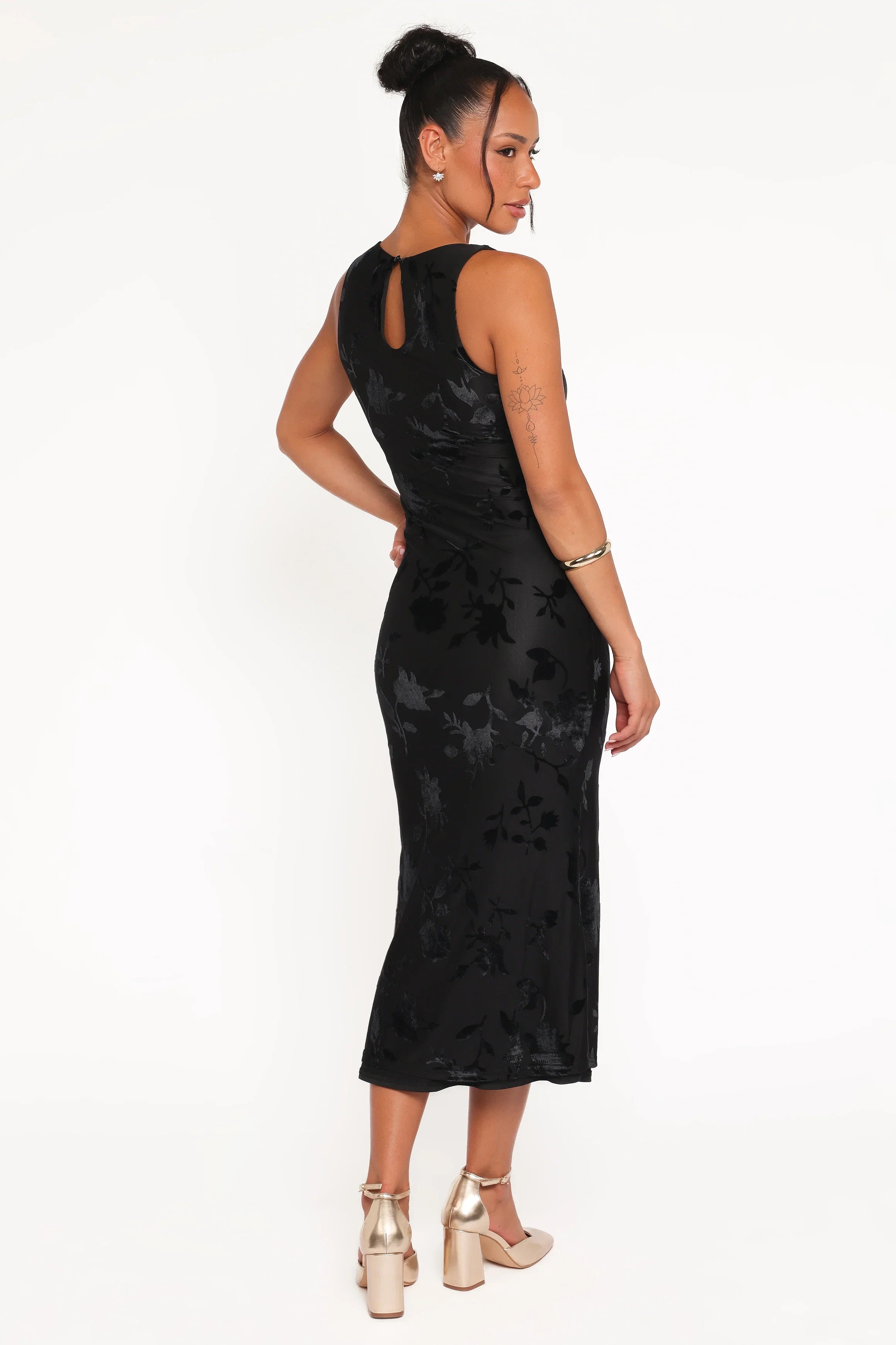 Melinda Sleeveless Velvet Maxi Black