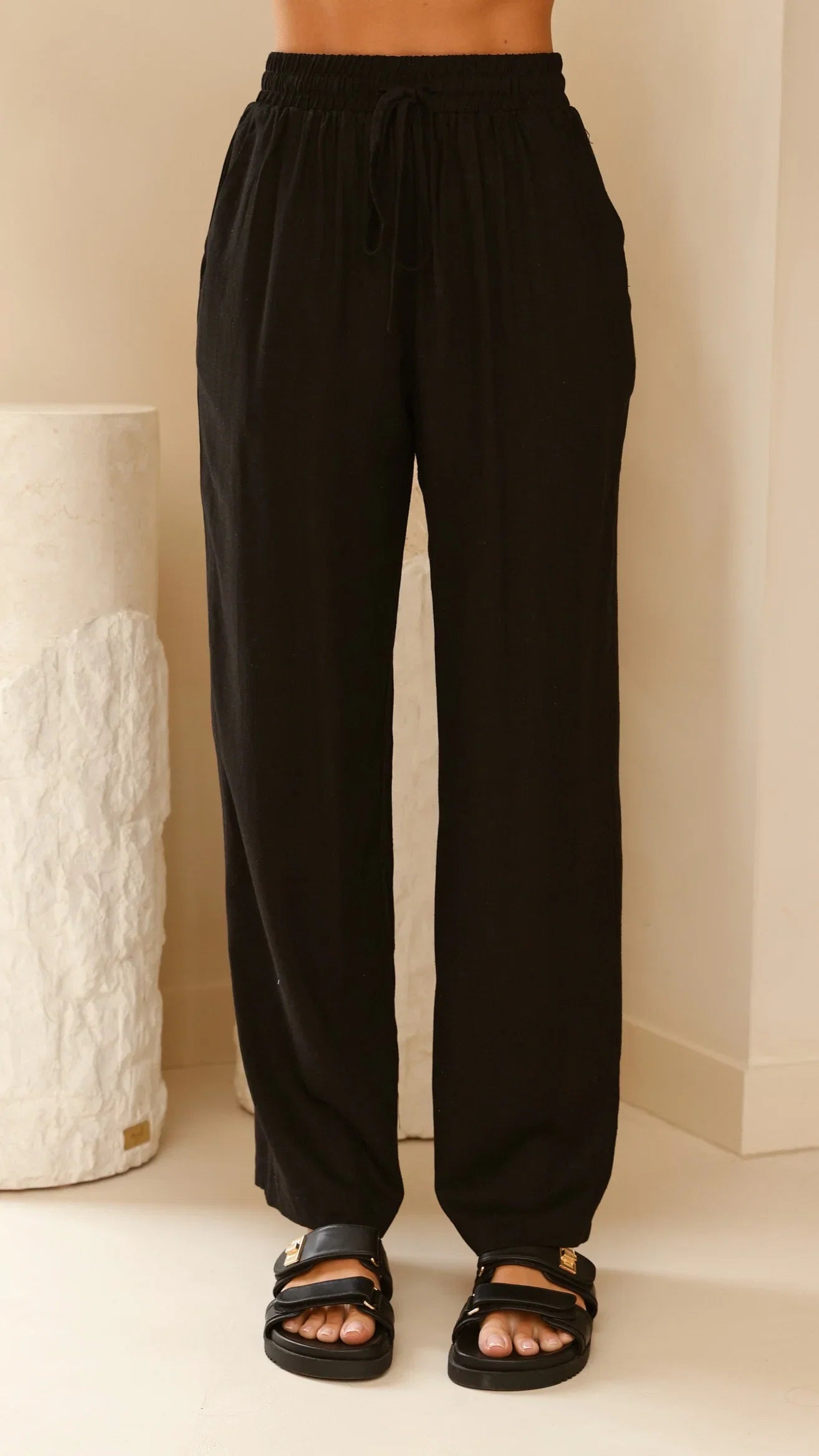 Adelais Pants Black