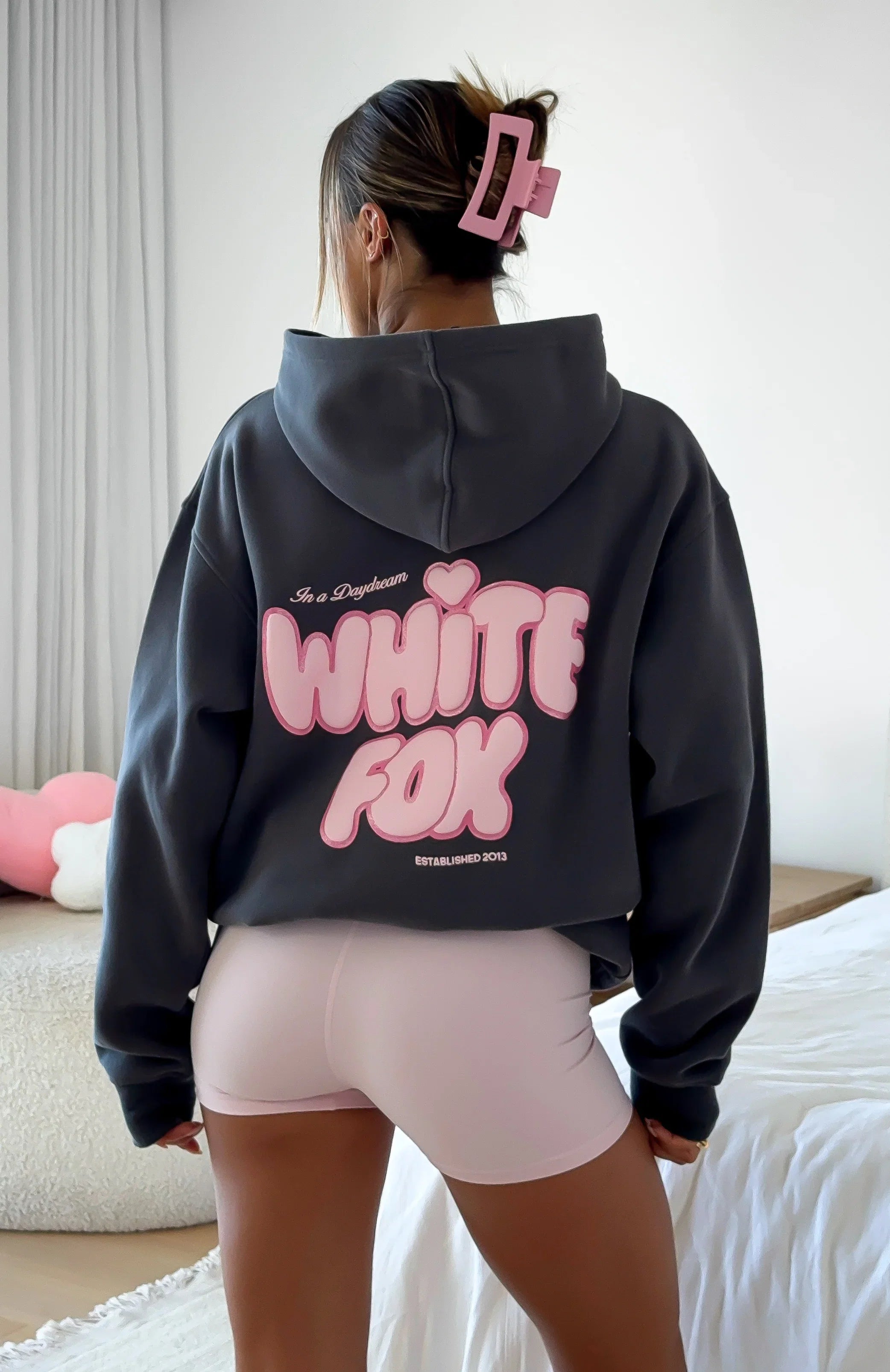 Daydreamers Angelina Oversized Hoodie Volcanic