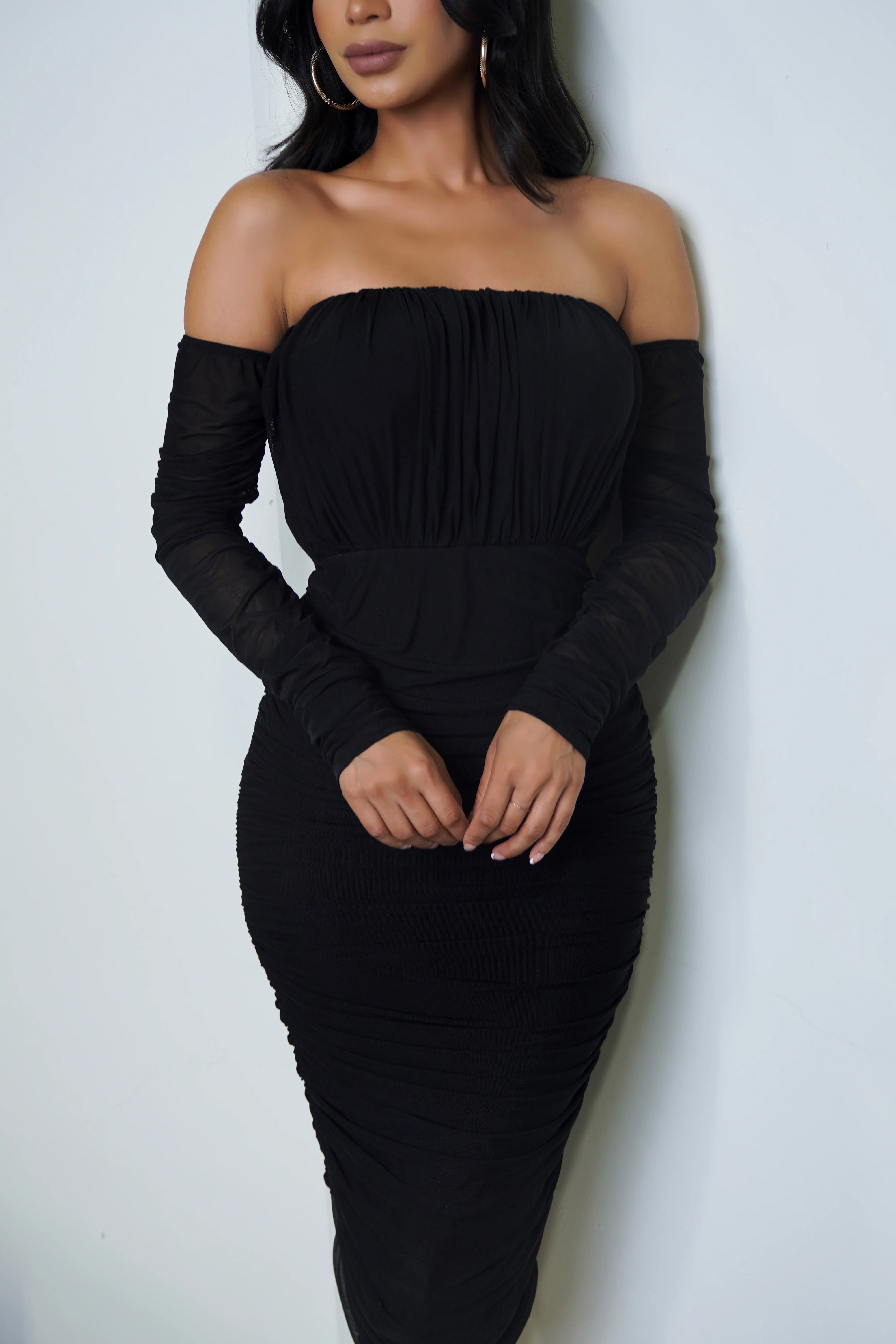 Annora Mesh Long Sleeve Ruched Midi Dress Black
