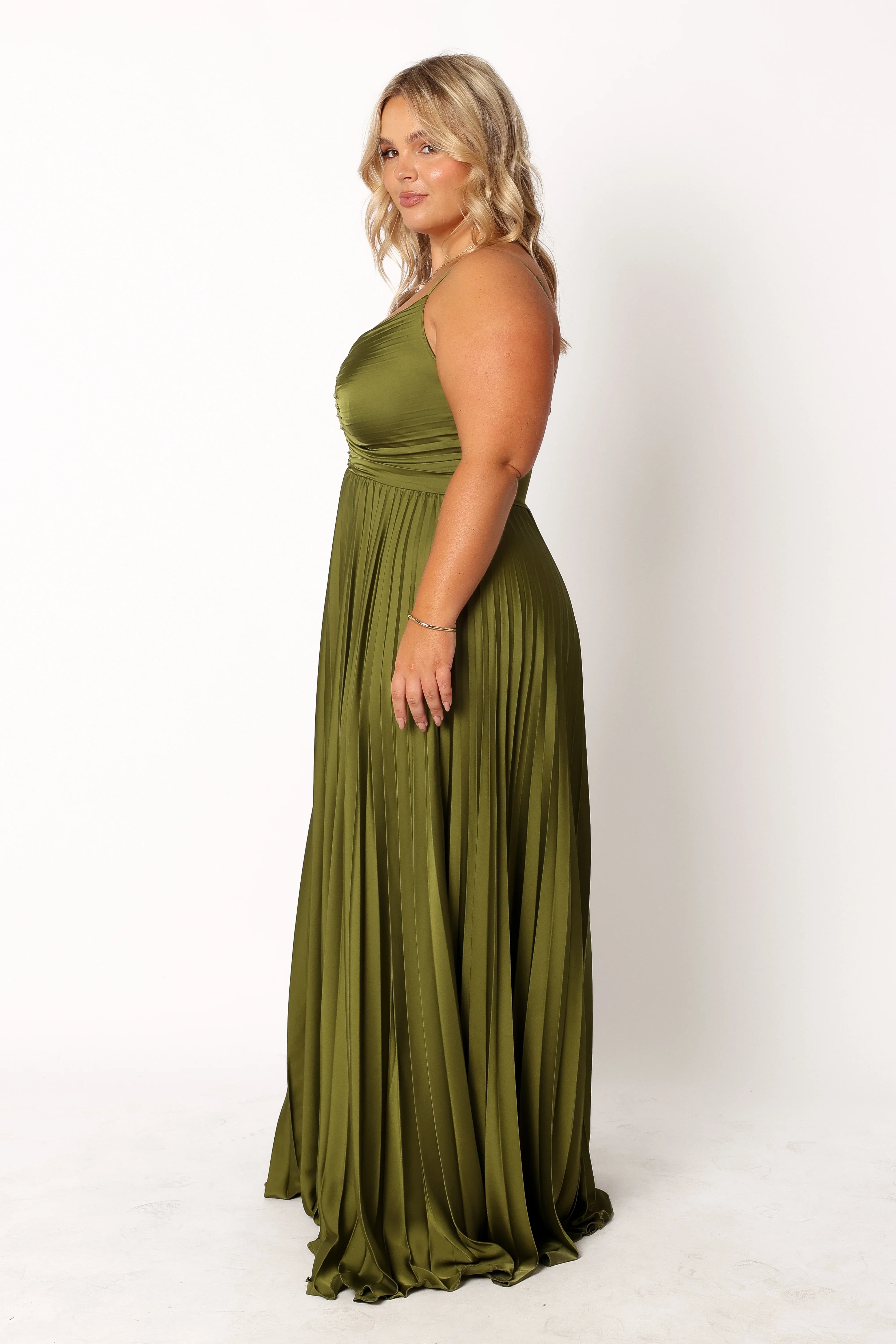 Naira Pleated Maxi Dress Palm Green